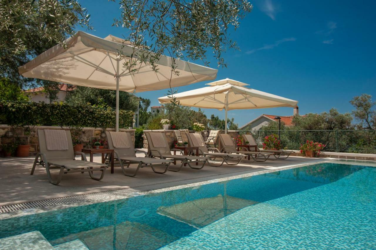 Villa Stevan Sveti Stefan Bagian luar foto